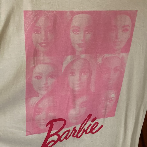 NWOT/Barbie Of the world/2021 collection white long sleeve tee - Picture 2 of 6